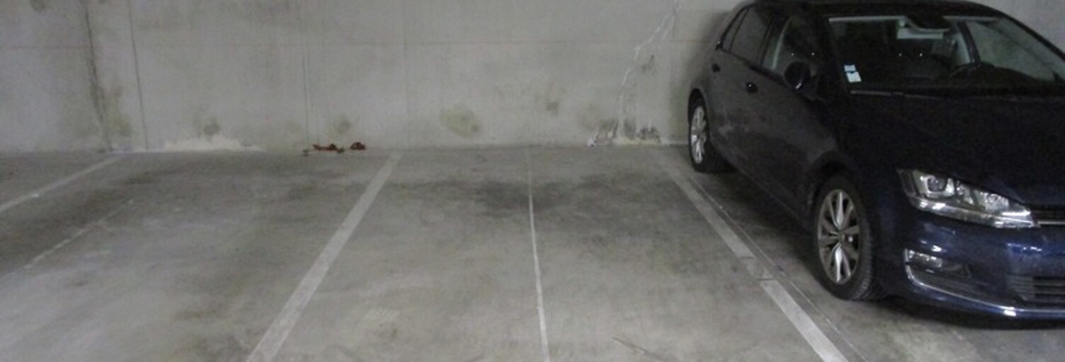 Garage  12 m² à vendre à Dijon (21000)