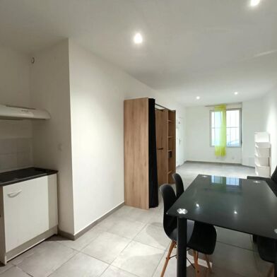 Immeuble  320000 €