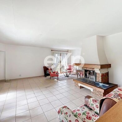 Maison 4 pièces 599000 €