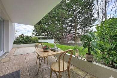Appartement 3 pièces 242000 €