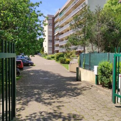 Appartement 1 pièces 910 €