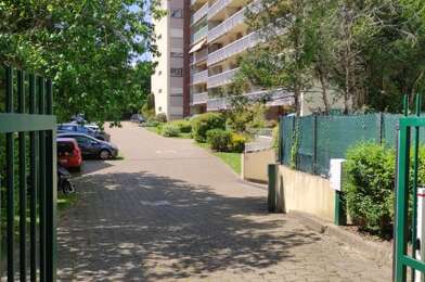 Appartement 1 pièces 910 €