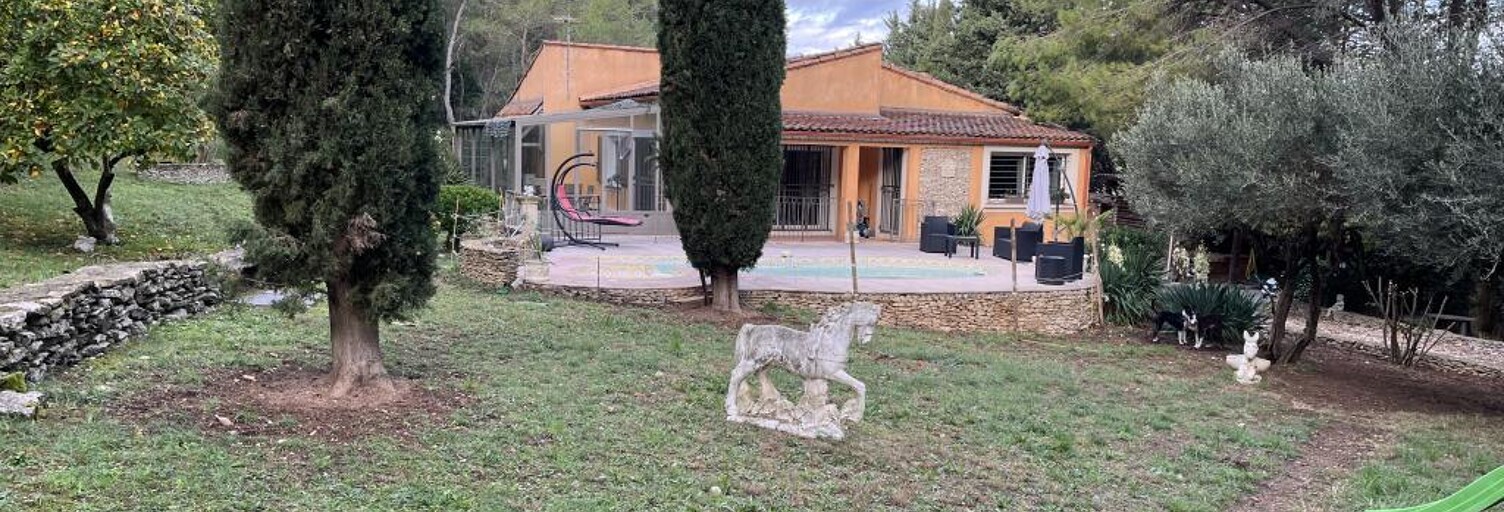 Maison 5 Pièces 176 m² à louer à Nîmes (30000)