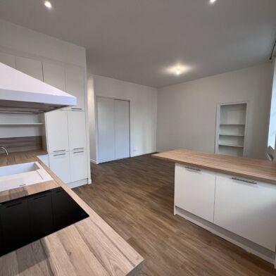 Appartement 2 pièces 985 €