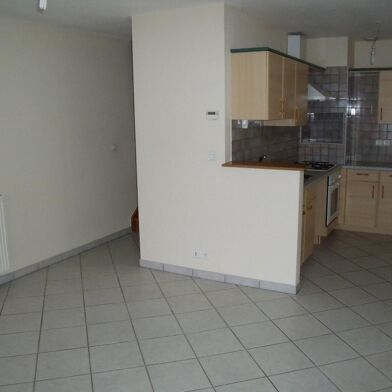 Appartement 4 pièces 645 €