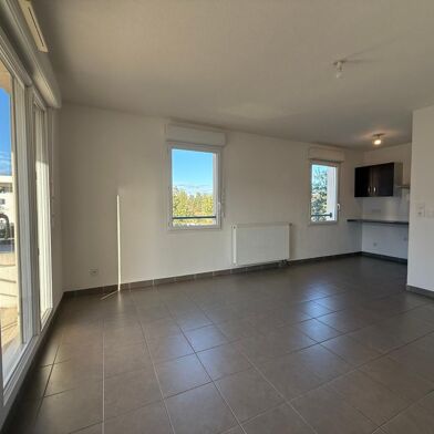 Appartement 3 pièces 850 €