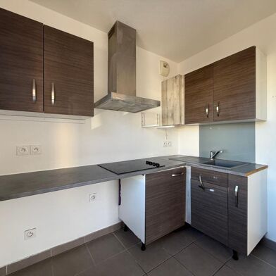 Appartement 3 pièces 815 €