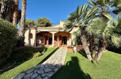 Maison À Vendre, 241m2, Studio Indépendant, Garage, Corniche — photo du bien