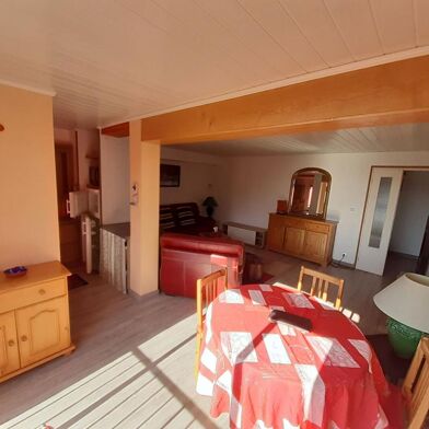 Appartement 3 pièces 780 €