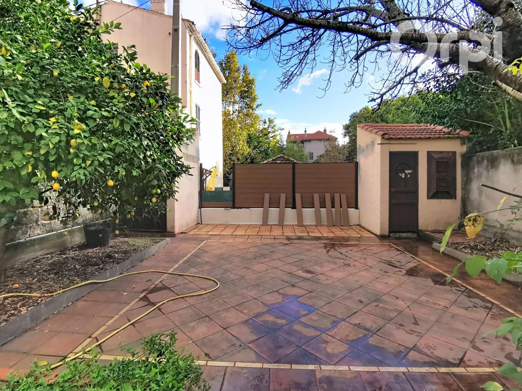 A vendre Maison T6 avec jardin et grand sous sol- TOULON OUEST