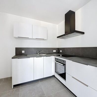 Appartement 4 pièces 1640 €