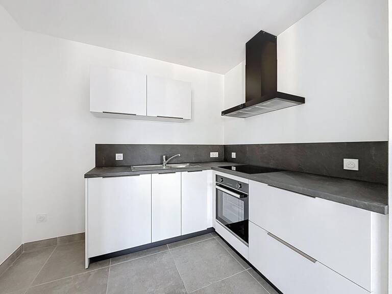 Appartement À Louer — photo 1