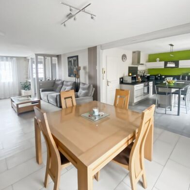 Maison 5 pièces 233200 €