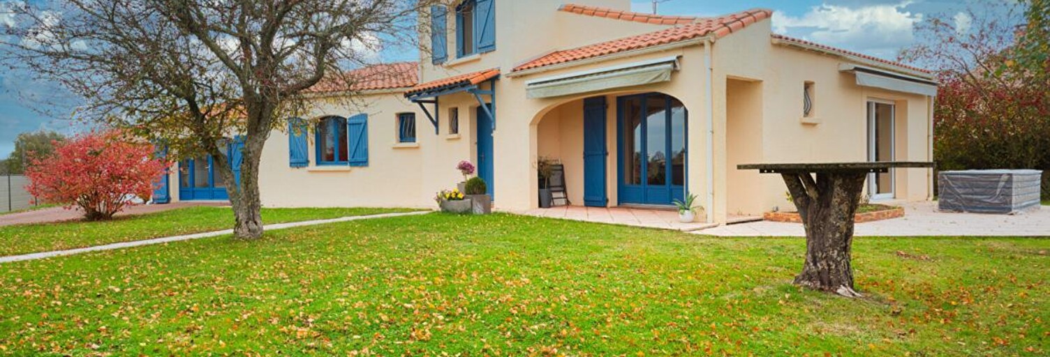 Maison 8 Pièces 168 m² à vendre à Saint-Fiacre-sur-Maine (44690)