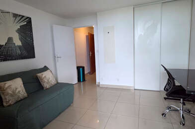 Appartement 1 pièces 530 €