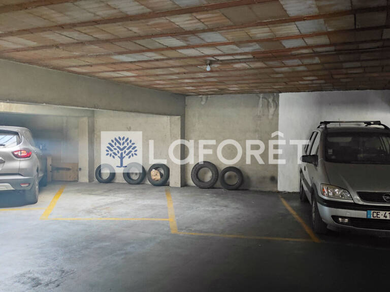 PLACE DE PARKING SÉCURISÉE — photo 1