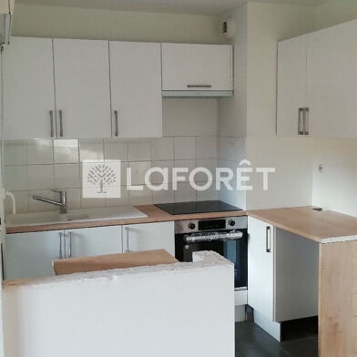 Appartement 3 pièces 701 €