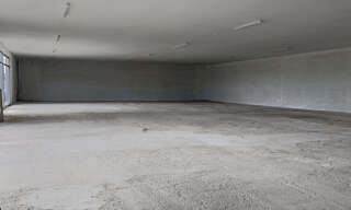 Commerce  230 m² à vendre à Saint-Sernin (07200)