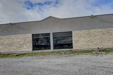 Commerce  230000 €