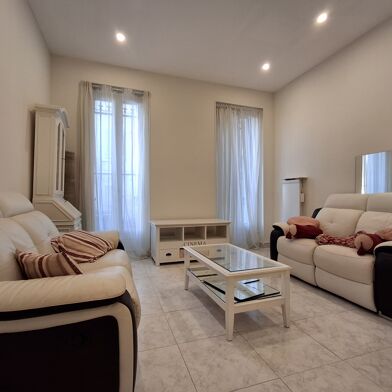 Appartement 2 pièces 750 €