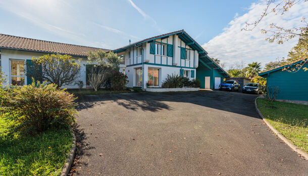 Villa / Maison 5 pièces  à vendre Arcangues 64200