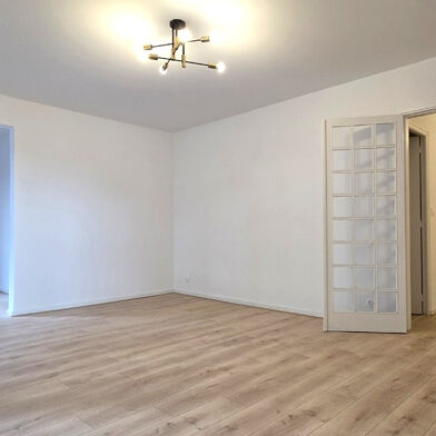 Appartement 4 pièces 259900 €