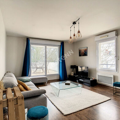 Appartement 5 pièces 1371 €