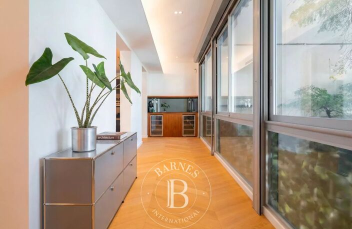 Vente - 13008 Marseille - Appartement rénové par architecte - Bi — photo 2