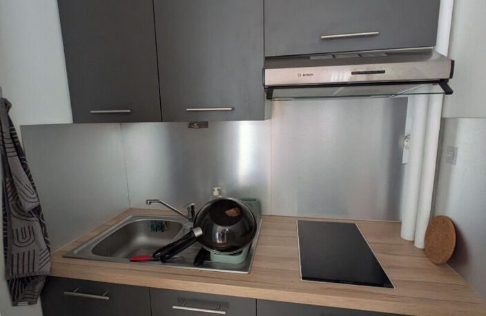 F3 CHAUFFAGE COMPRIS - ROUEN QUAI DE SEINE — photo 2