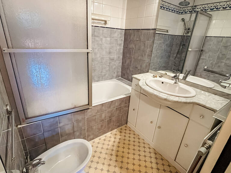 Appartement Bayonne 2 pièce(s) 50 m2 — photo 1