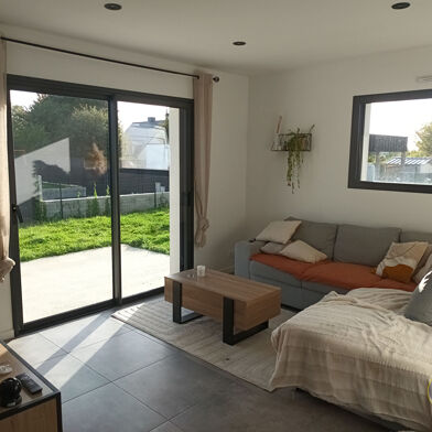 Maison 5 pièces 1100 €