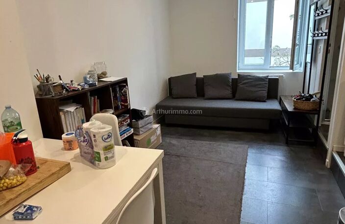 A louer studio 18m² meublé OULLINS centre ville — photo 3