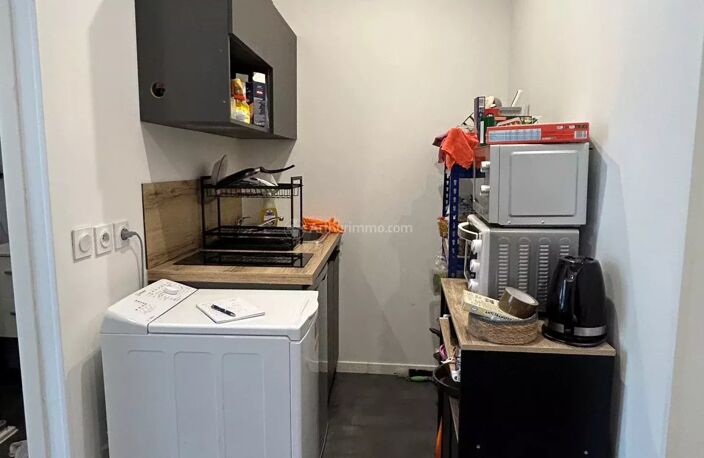 A louer studio 18m² meublé OULLINS centre ville — photo 4