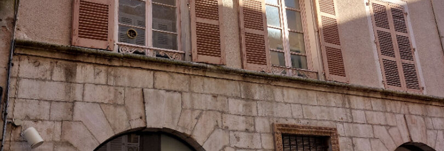 Immeuble  145 m² à vendre à Villefranche-de-Rouergue (12200)