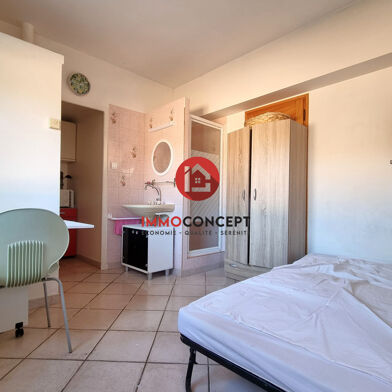 Appartement 1 pièces 300 €