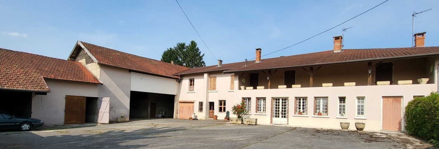 Maison 1 Pièce 118 m² à vendre à Chalamont (01320)