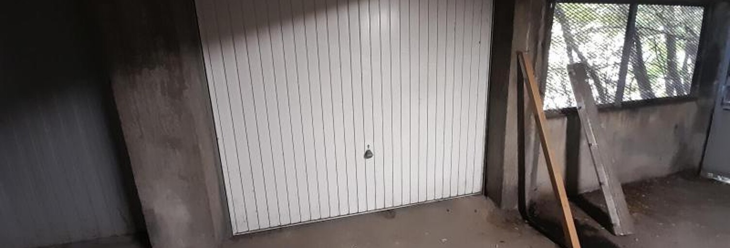 Garage  12 m² à louer à Chambéry (73000)