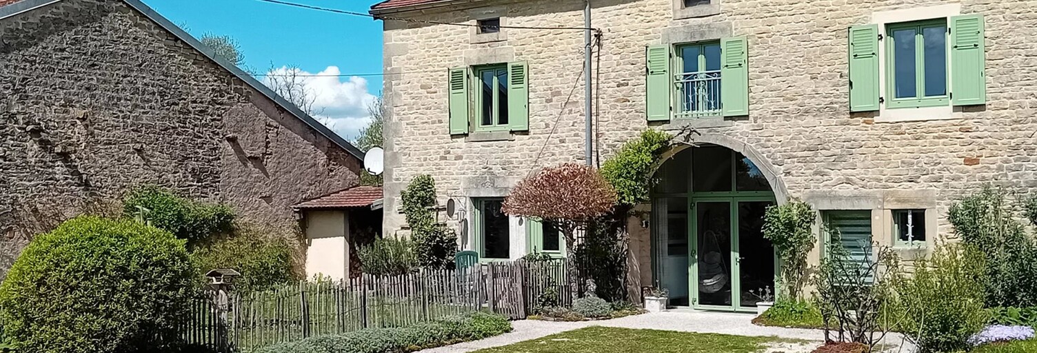 Maison 9 Pièces 311 m² à vendre à La Basse-Vaivre (70210)
