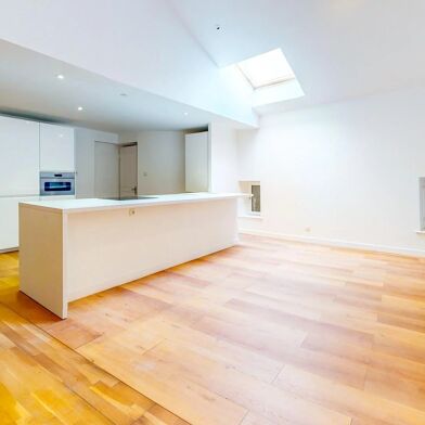 Appartement 4 pièces 1620 €