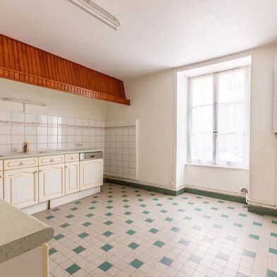 Appartement 4 pièces 126000 €