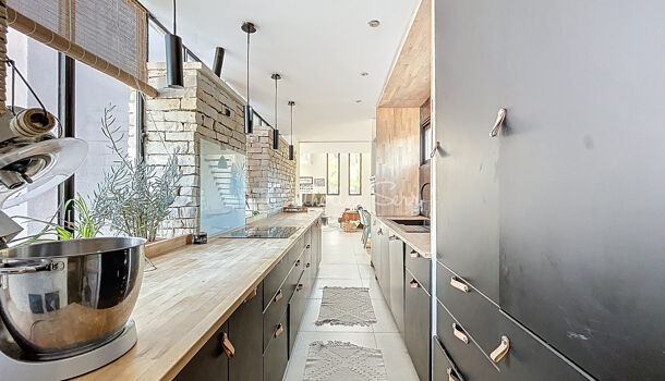 Villa / Maison 5 pièces  à vendre Aix-en-Provence 13100