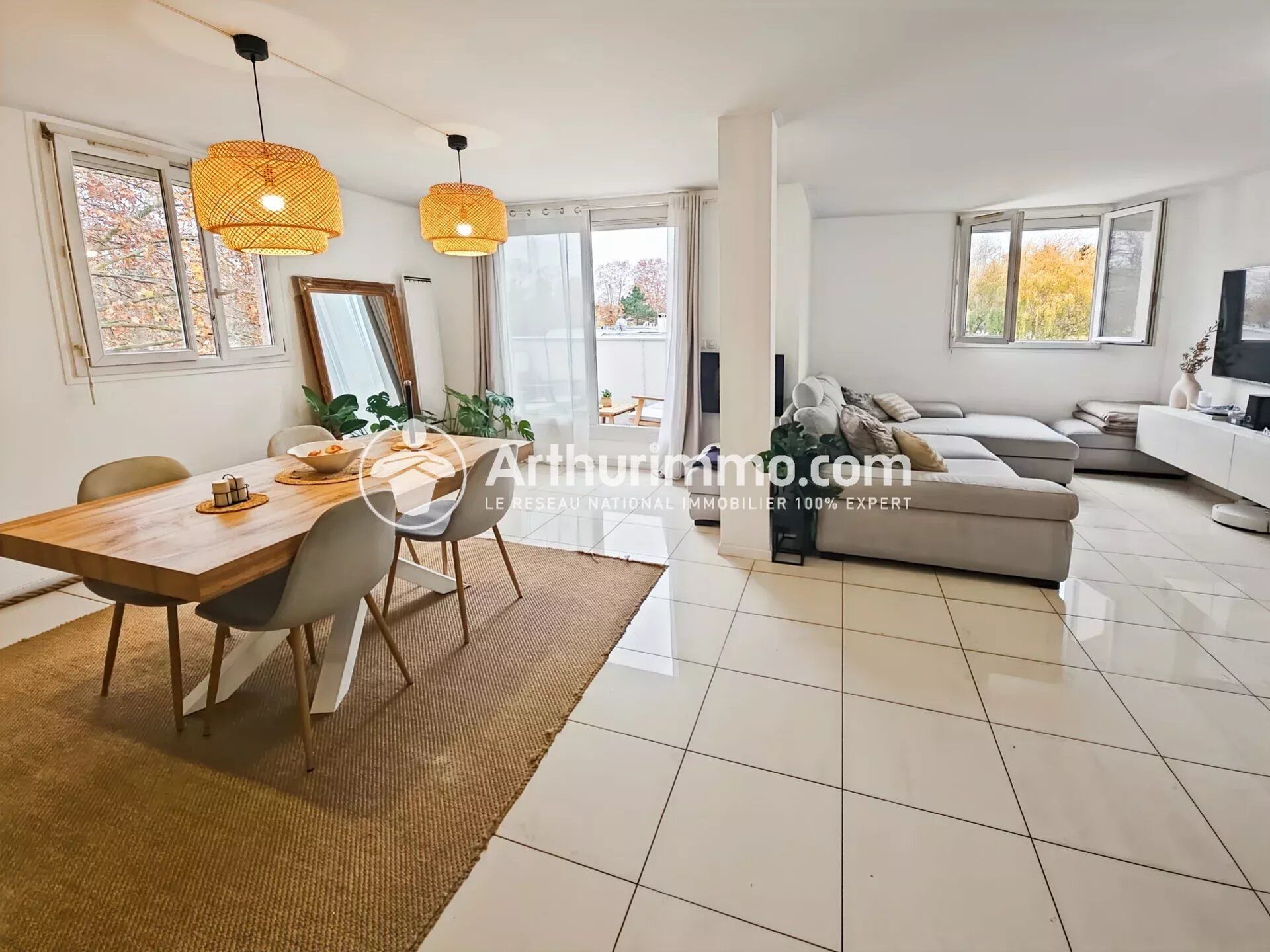 Appartement 5 pièces 100 m² · à Lisses · 100 m² · 219 900 €