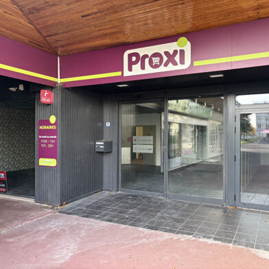 Commerce  309750 €