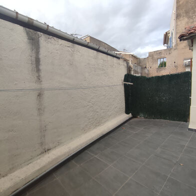 Appartement 2 pièces 712 €