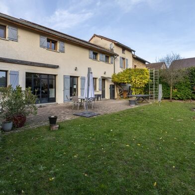 Maison 7 pièces 299000 €