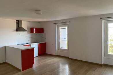 Appartement 3 pièces 720 €