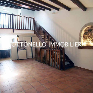 Maison 3 pièces 970 €