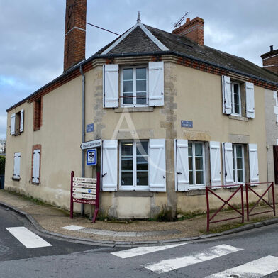 Maison 5 pièces 790 €