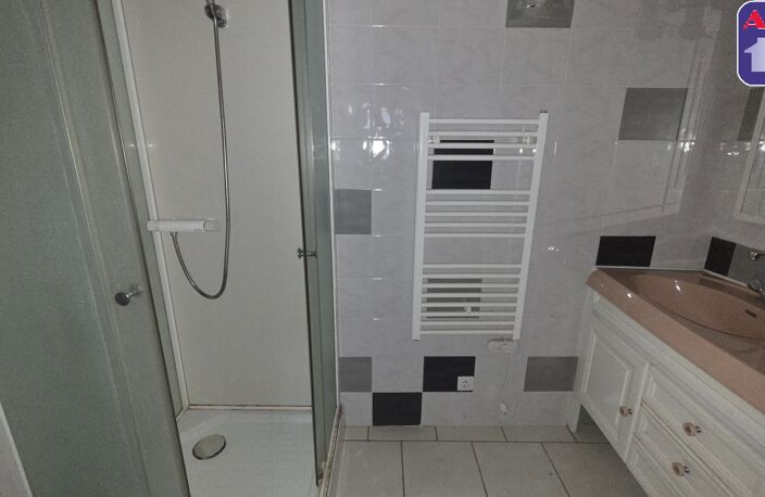 Vente maison 3 pièces 83 m² Canté (09700) — photo 5