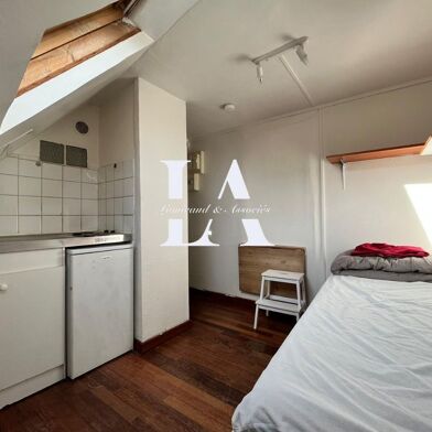 Appartement 1 pièces 540 €